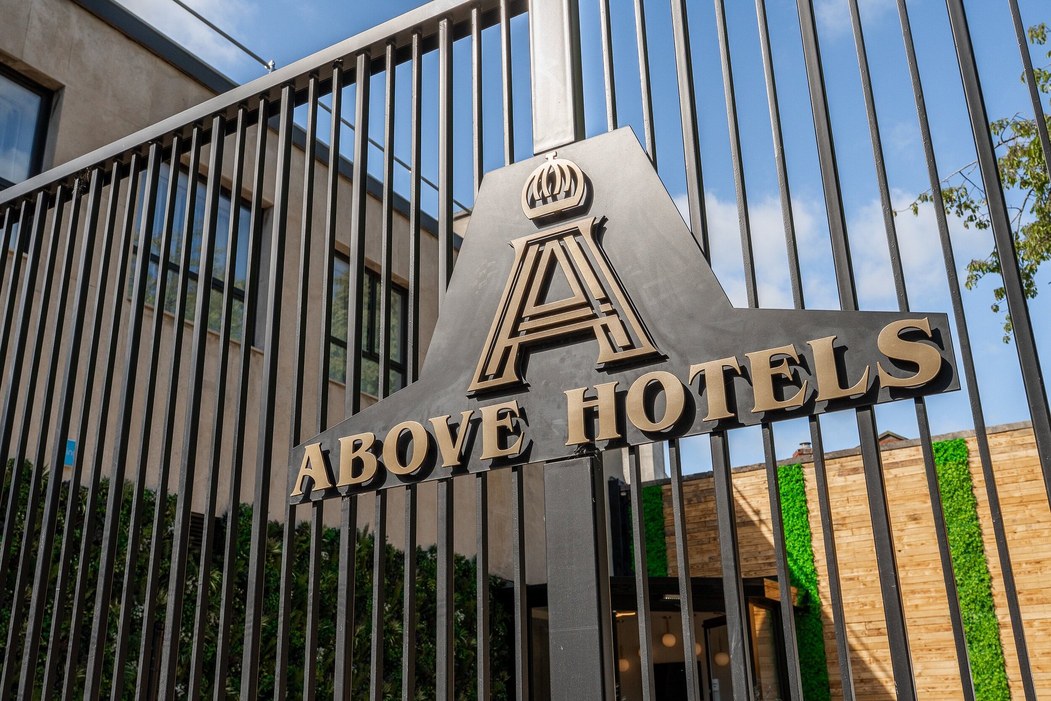 Above Hotels 6
