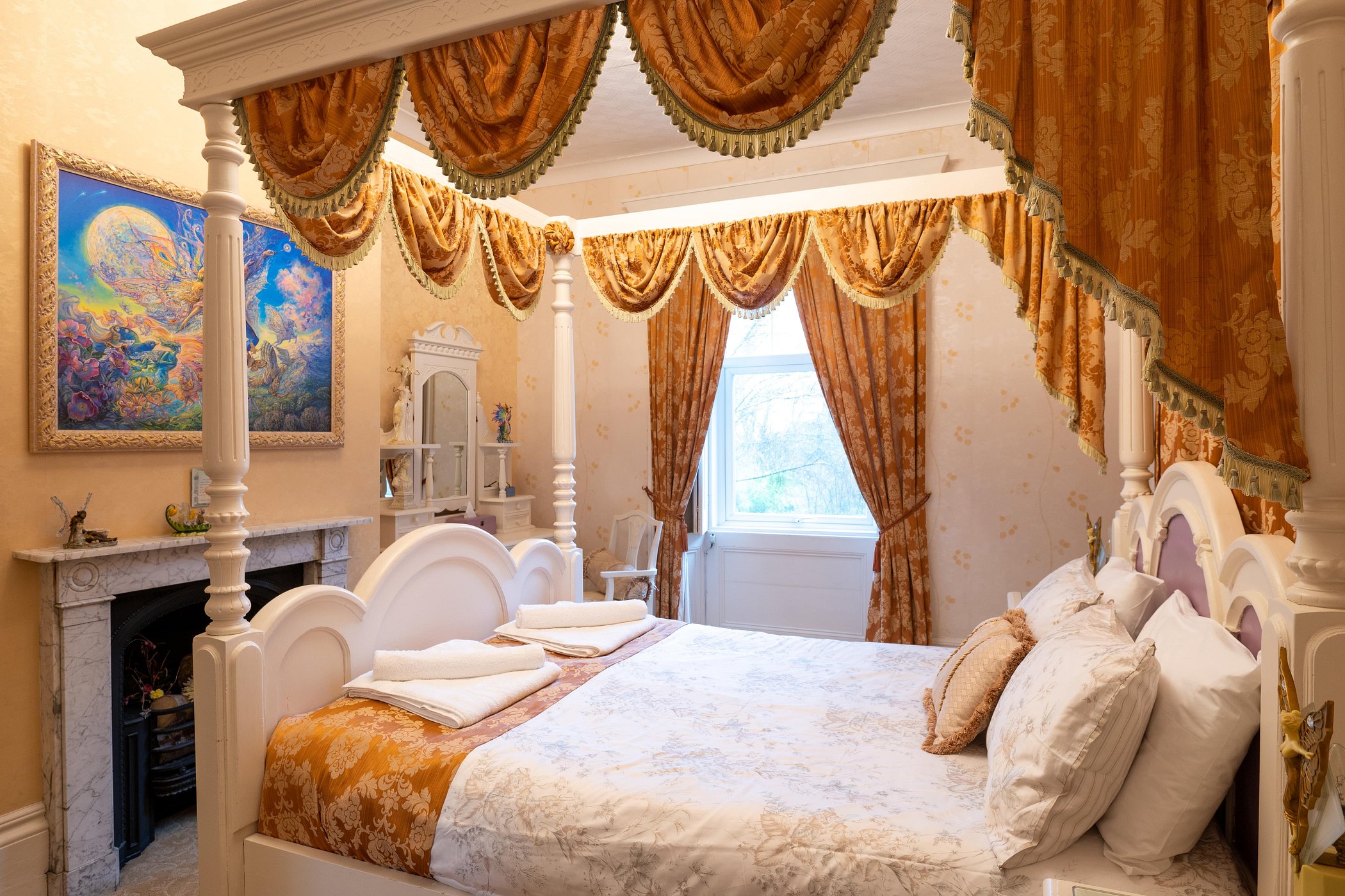 Enchanted Manor 2